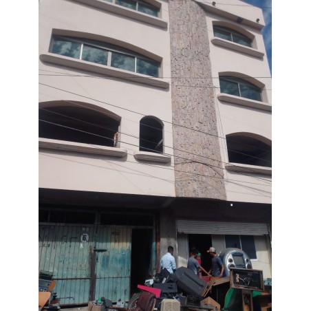 AV. REVOLUCIÓN 165, EDIFICIO DE 3 NIVELES,FRACC. HOGAR MODERNO, ACAPULCO, GUERRERO.